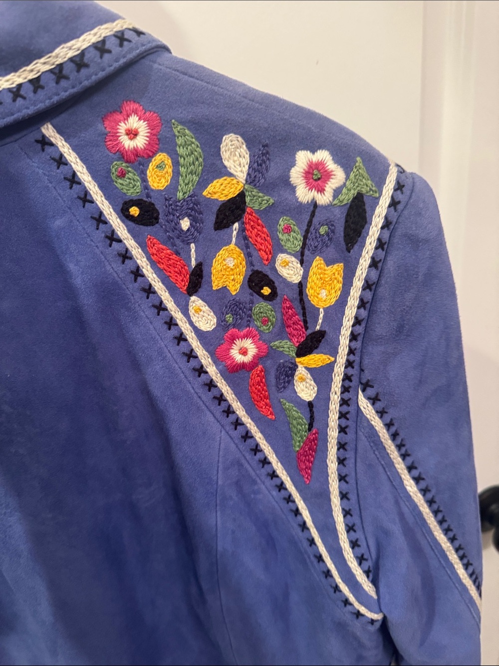 Double D Ranch Justyna heavily embroidered fringed suede jacket NWT - Picture 15 of 15